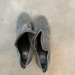 Vince Camuto Grey Booties Size 7.5